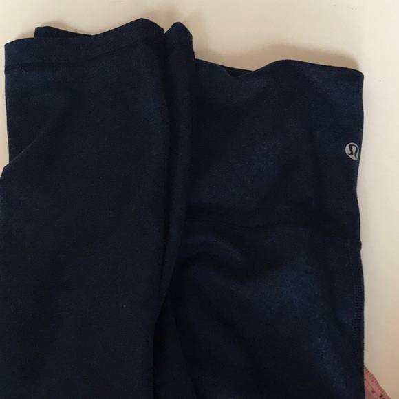 Lululemon Wunder Under Crop - Picture 11 of 11